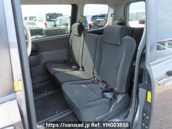 Used 2010 AT toyota noah ZRR70G Image[20]
