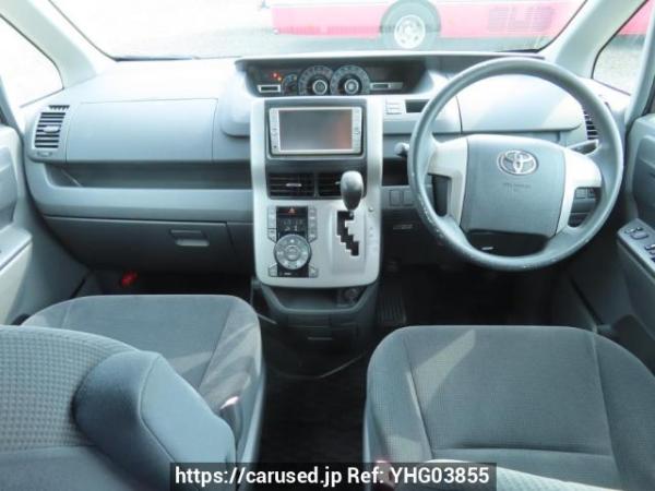Used 2010 AT toyota noah ZRR70G Image[23]