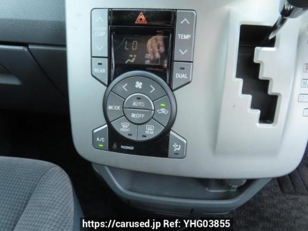 Used 2010 AT toyota noah ZRR70G Image[28]