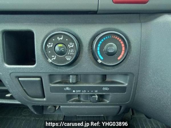 Used 2007 AT toyota regiusace-van KDH205V Image[20]