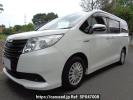 Toyota Noah ZWR80G