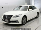 Toyota Crown Hybrid AWS210