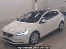 Volvo V40 MB4154T