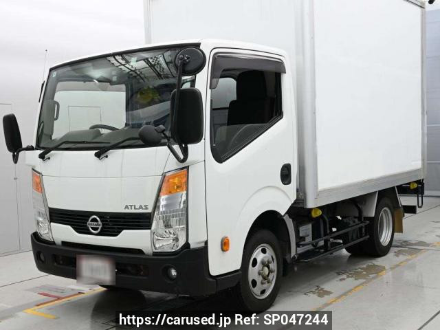 2017 Nissan Atlas SQ2F24