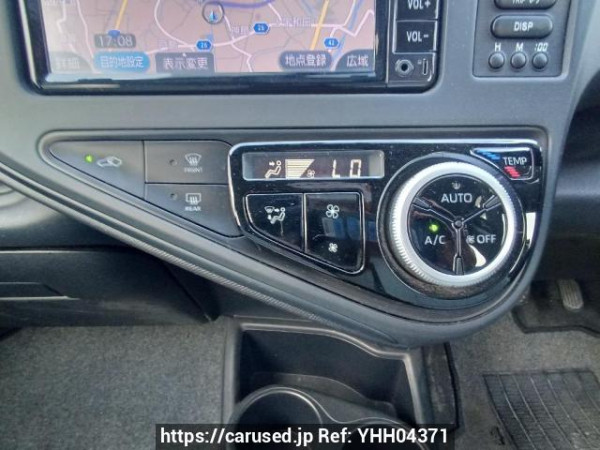 Used 2017 AT toyota aqua NHP10 Image[21]