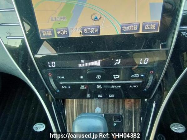 Used 2014 AT toyota harrier ZSU60W Image[24]