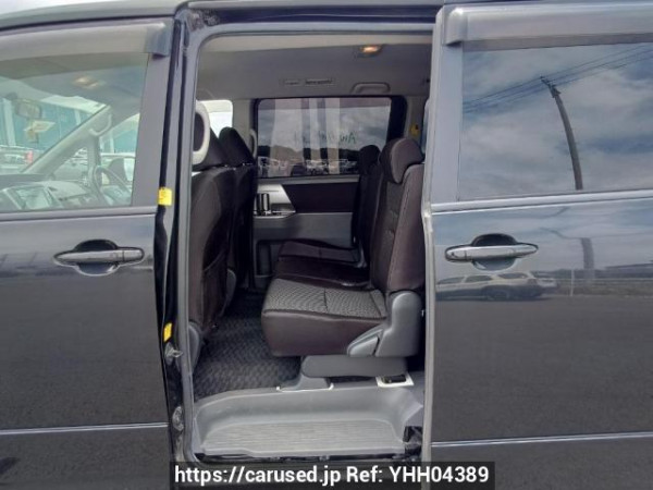 Used 2009 AT toyota noah ZRR75W Image[15]