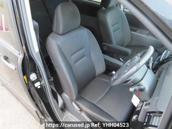 Used 2009 AT toyota voxy ZRR70W Image[14]