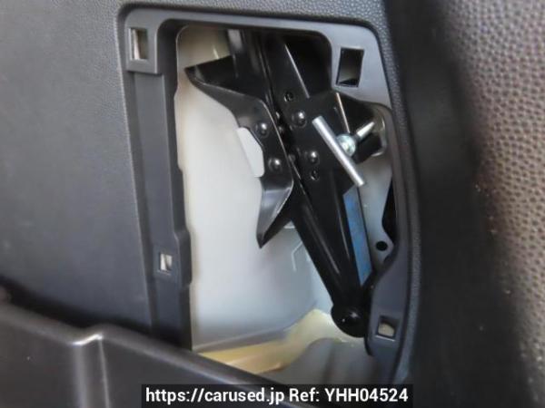 Used 2007 AT mazda demio DE5FS Image[38]