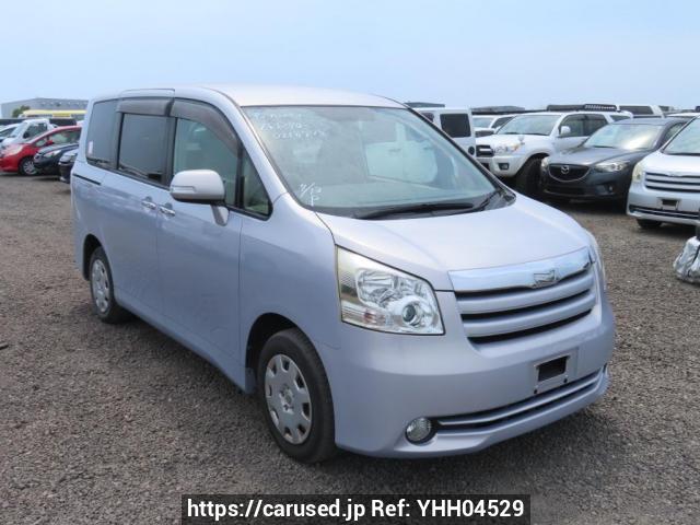 Buy Used 2009 Toyota Noah ZRR70G (YHH04529) - Carused.jp