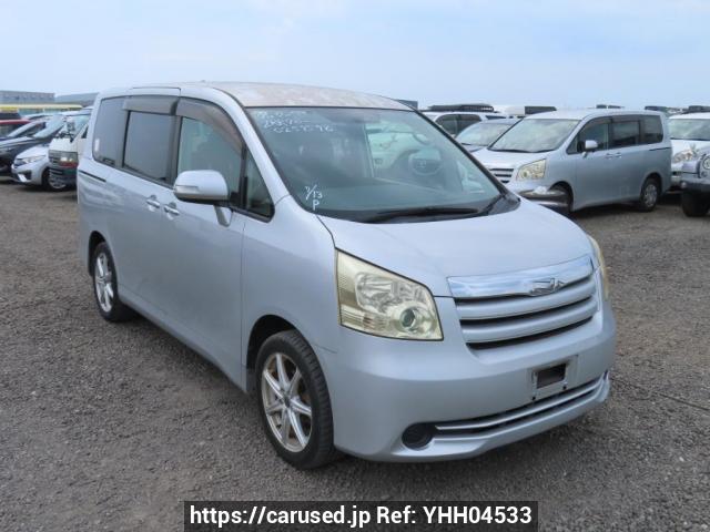 Buy Used 2009 Toyota Noah ZRR70G (YHH04533) - Carused.jp