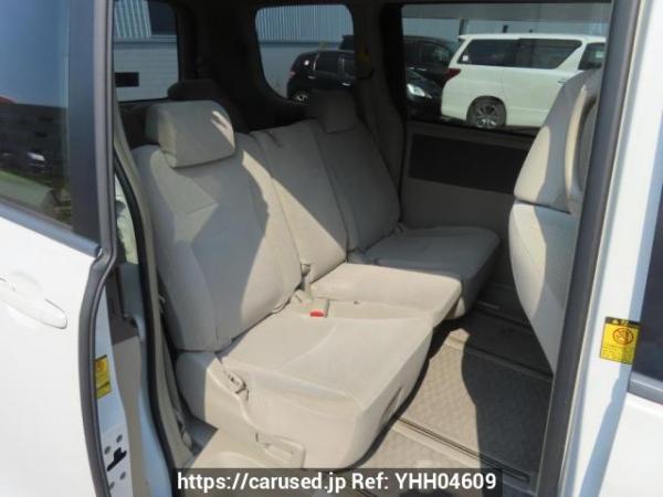 Used 2009 AT toyota noah ZRR70G Image[17]