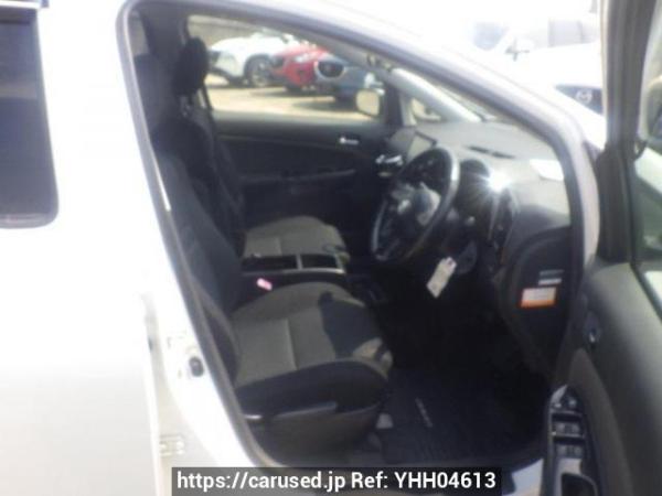 Used 2003 AT toyota wish ZNE10G Image[11]