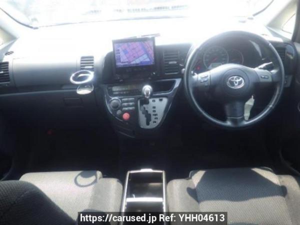 Used 2003 AT toyota wish ZNE10G Image[16]