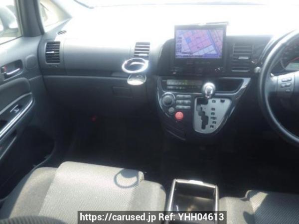 Used 2003 AT toyota wish ZNE10G Image[17]