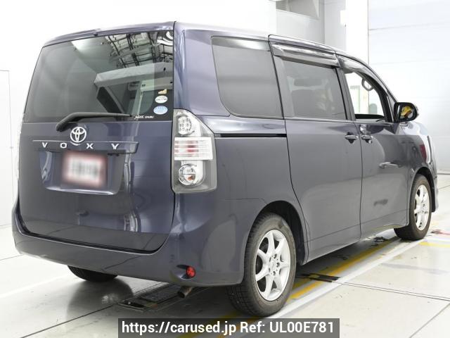 Buy Used 2009 Toyota Voxy ZRR70G (UL00E781) - Carused.jp