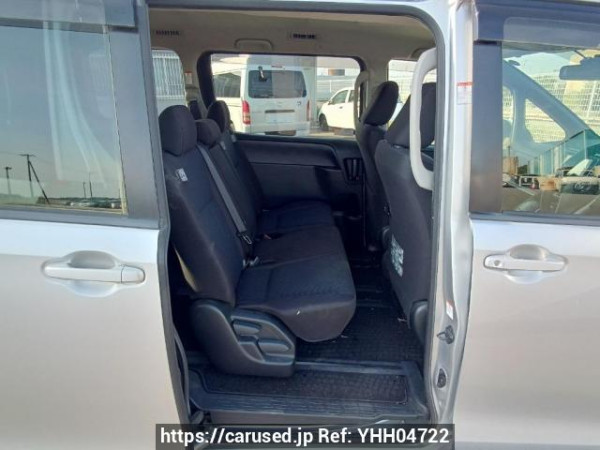 Used 2015 AT toyota noah ZRR80G Image[15]