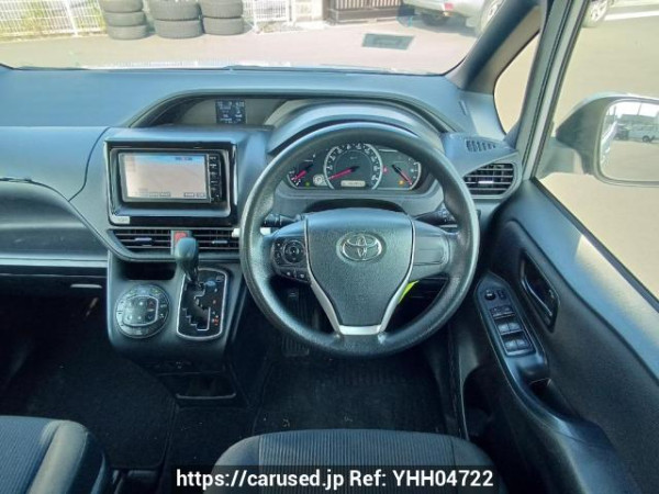 Used 2015 AT toyota noah ZRR80G Image[20]