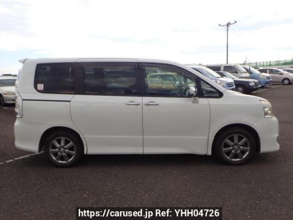 Used 2010 AT toyota voxy ZRR70W Image[7]