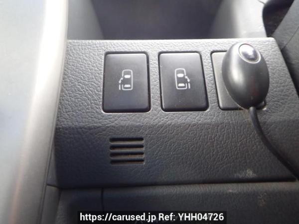 Used 2010 AT toyota voxy ZRR70W Image[25]