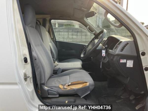 Used 2005 MT toyota hiace-van KDH205V Image[9]