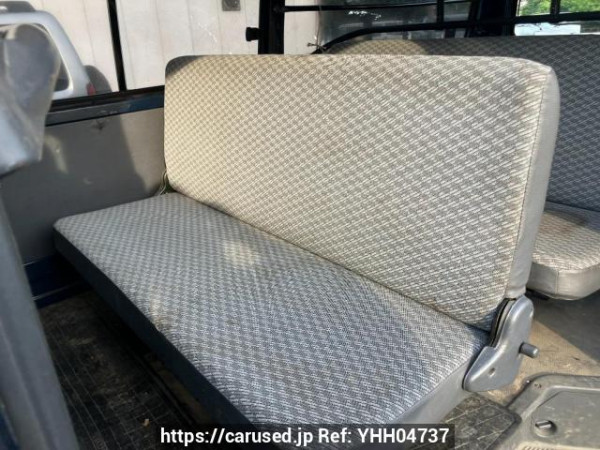 Used 2004 AT toyota hiace-van TRH112V Image[13]