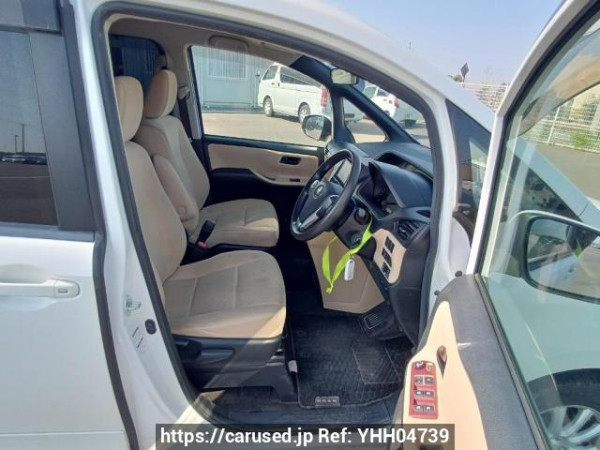Used 2014 AT toyota noah ZRR85G Image[13]
