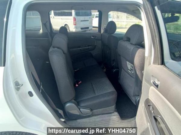 Used 2005 AT toyota wish ZNE10G Image[14]
