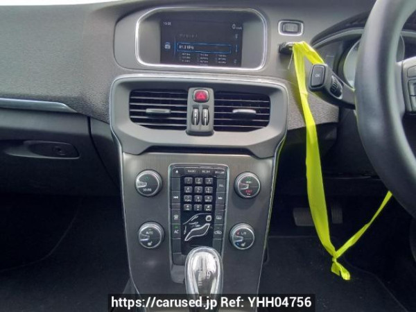 Used 2013 AT volvo v40 MB4164T Image[17]