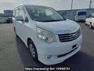 Toyota Noah ZRR70G