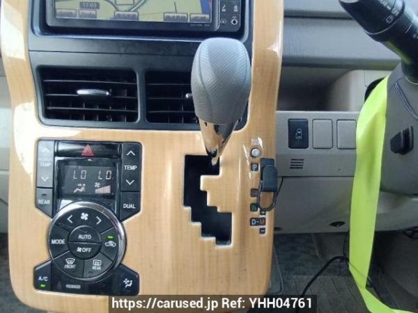 Used 2010 AT toyota noah ZRR70G Image[23]