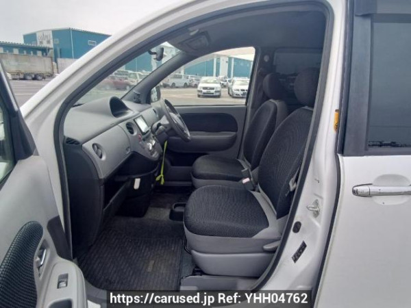 Used 2005 AT toyota sienta NCP81G Image[13]