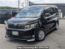 Toyota Voxy ZWR80G