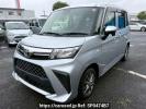 Toyota Roomy M900A