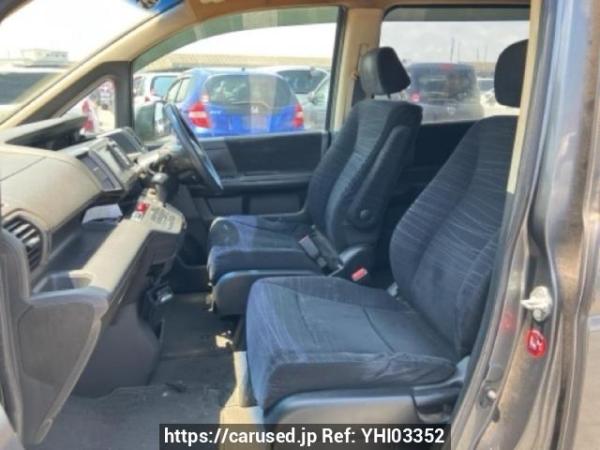 Used 2009 AT honda step-wgn RK1 Image[12]
