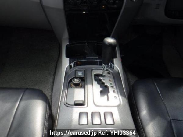 Used 2005 AT toyota hilux-surf TRN215W Image[20]