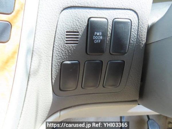 Used 2005 AT toyota alphard ANH10W Image[31]