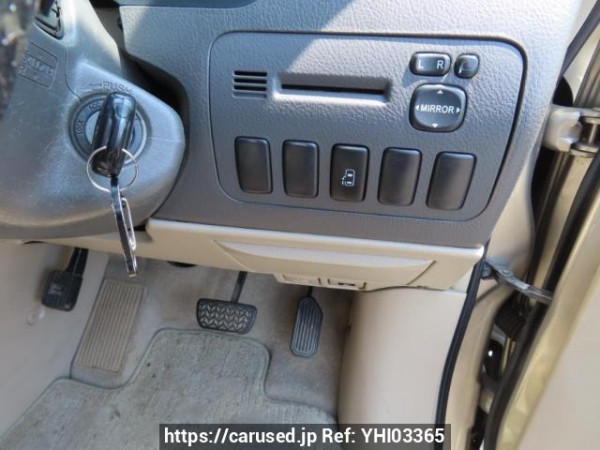 Used 2005 AT toyota alphard ANH10W Image[32]