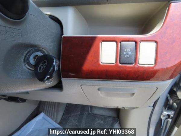 Used 2010 AT toyota noah ZRR70G Image[33]