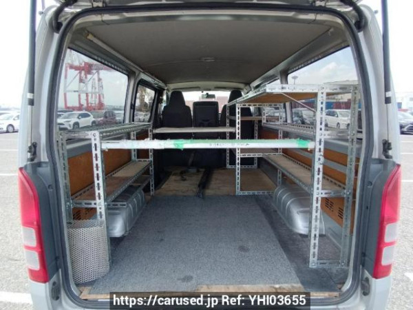 Used 2005 AT toyota regiusace-van KDH205V Image[8]
