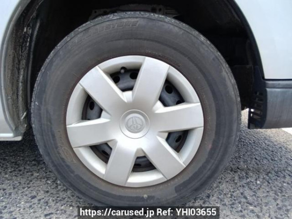 Used 2005 AT toyota regiusace-van KDH205V Image[25]