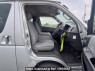 Used 2005 AT toyota regiusace-van KDH205V Image[12]