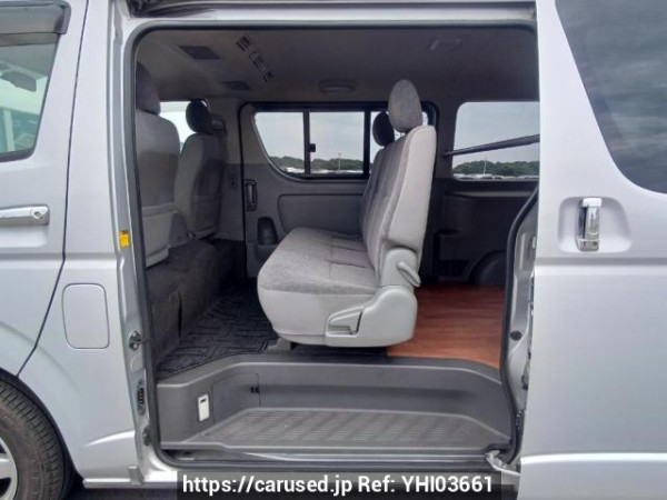 Used 2005 AT toyota regiusace-van KDH205V Image[15]
