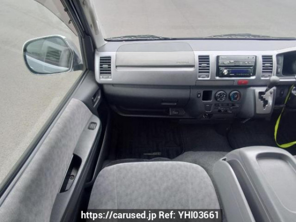 Used 2005 AT toyota regiusace-van KDH205V Image[17]