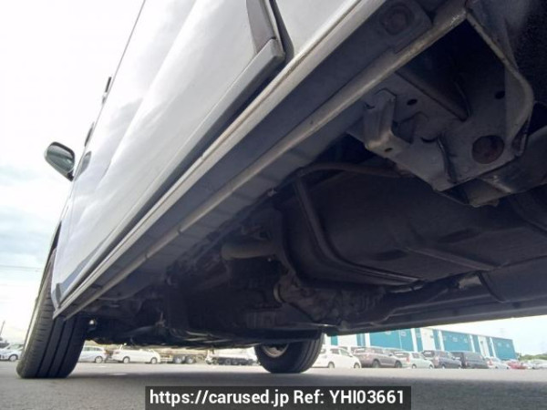 Used 2005 AT toyota regiusace-van KDH205V Image[32]