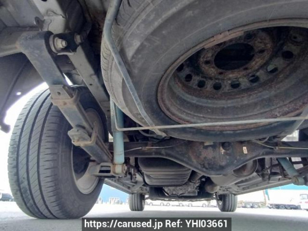 Used 2005 AT toyota regiusace-van KDH205V Image[36]