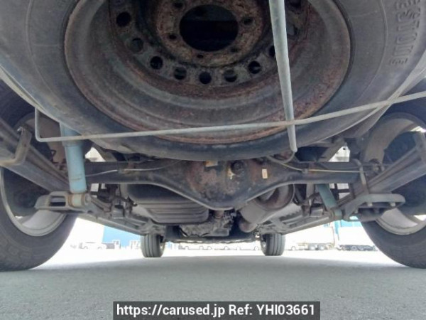 Used 2005 AT toyota regiusace-van KDH205V Image[38]