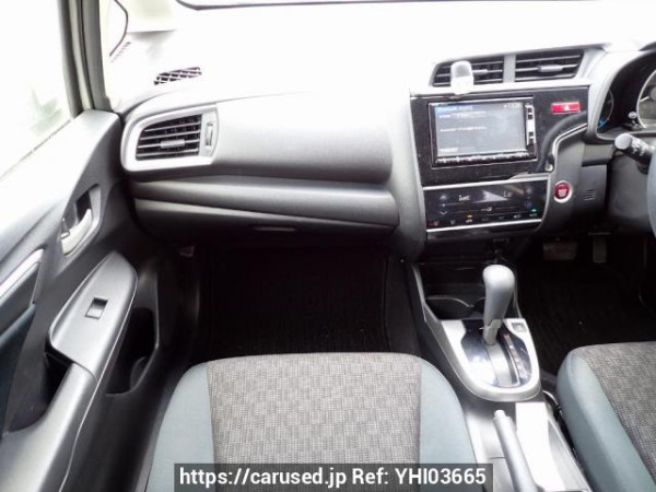 Used 2015 AT honda fit GK3 Image[18]