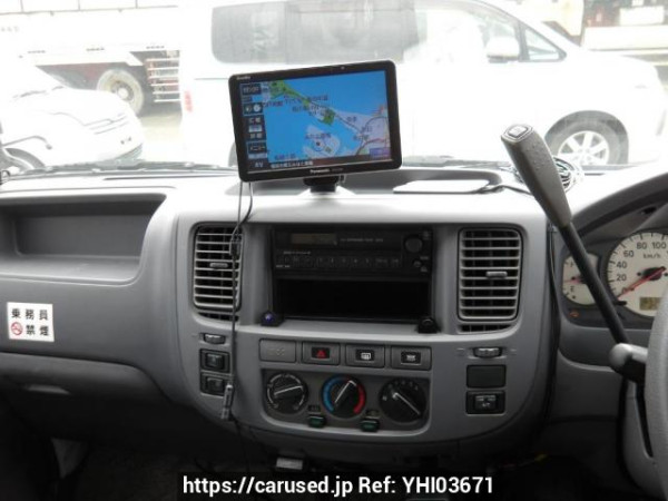 Used 2004 AT nissan caravan-bus DWGE25 Image[28]
