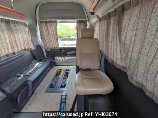 Used 2005 AT nissan caravan-bus DWMGE25 Image[12]